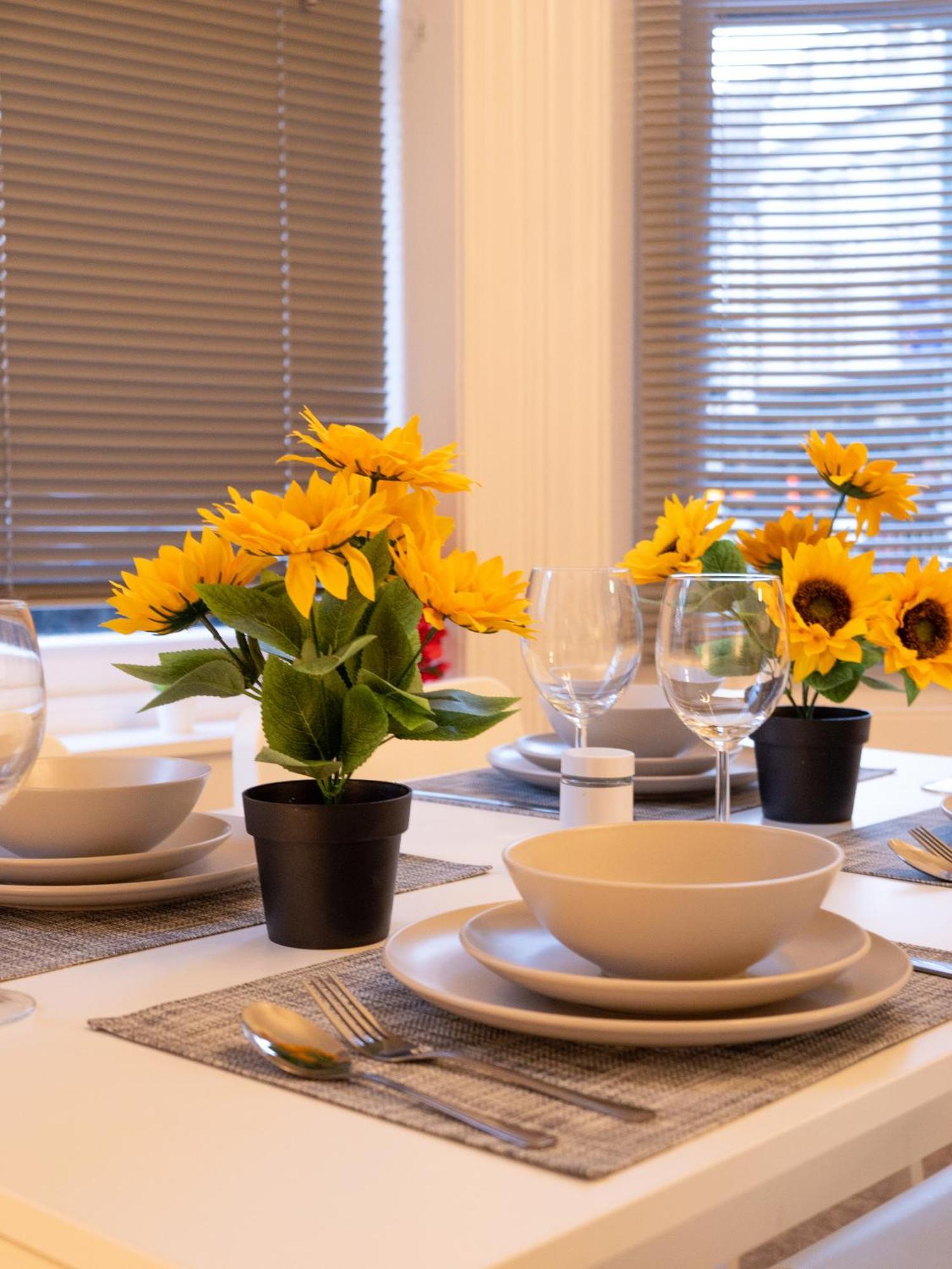 Luxury,Location And Convenience Apartment บอร์นมัธ ภายนอก รูปภาพ